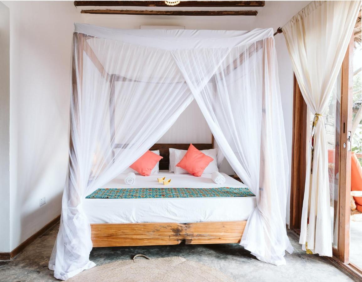 Готель Joy Of Zanzibar Michamvi Kae Екстер'єр фото